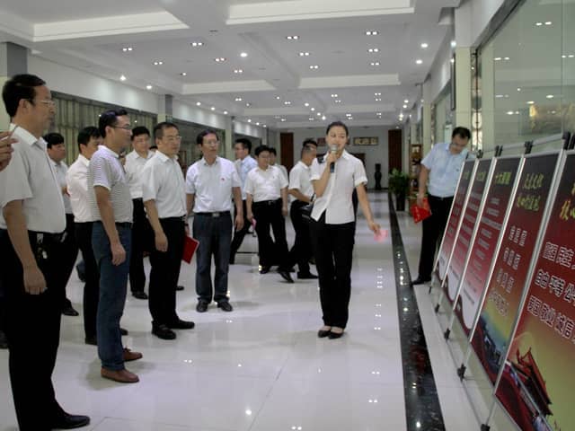 梁山縣委常委、組織部部長(zhǎng)王建一行蒞臨天意機(jī)械調(diào)研