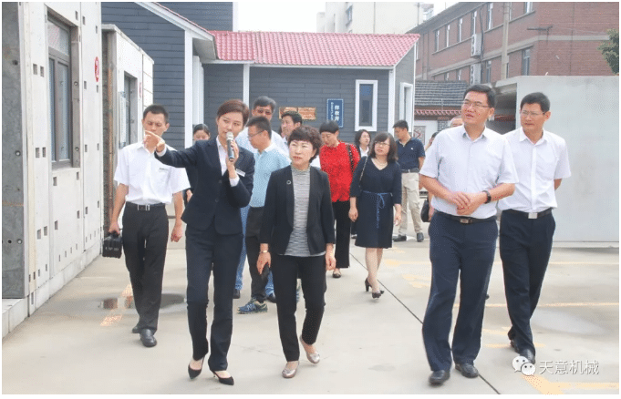 內(nèi)蒙古自治區(qū)滿(mǎn)洲里市委組織部領(lǐng)導(dǎo)蒞臨天意參觀指導(dǎo)