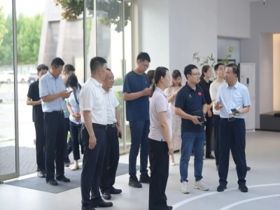 綠色建材產(chǎn)業(yè)鏈融鏈固鏈再發(fā)力！哈工大王代玉教授一行蒞臨天意機(jī)械、卓越精工考察調(diào)研